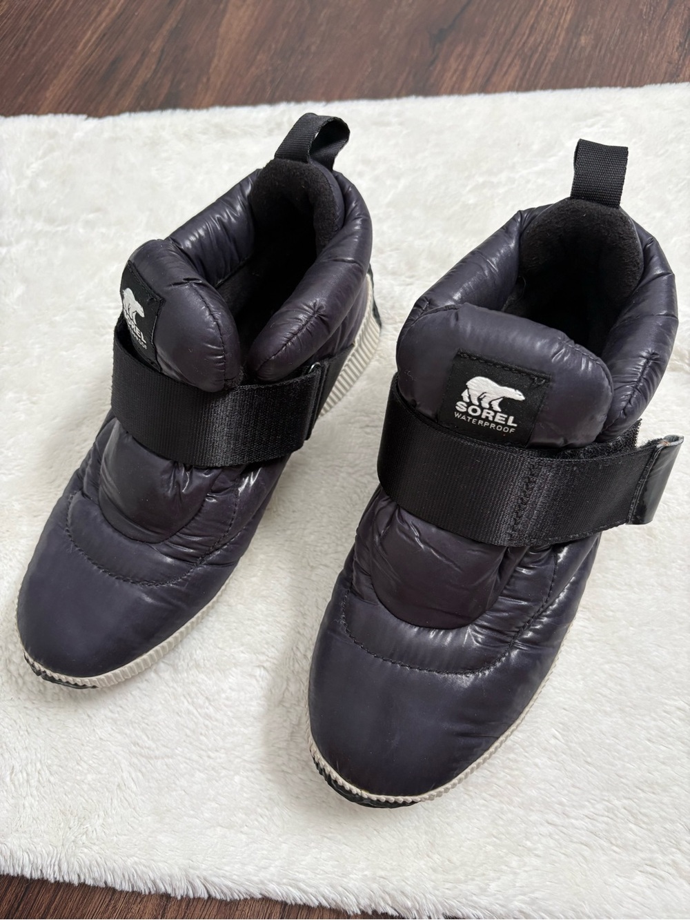 Sorel out n about puffy boots sneakers navy women’s size 8